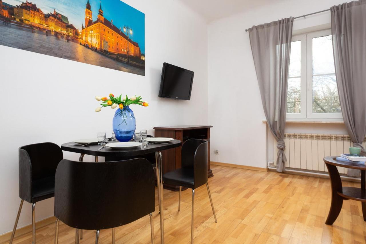 New Town By Renters * Warschau