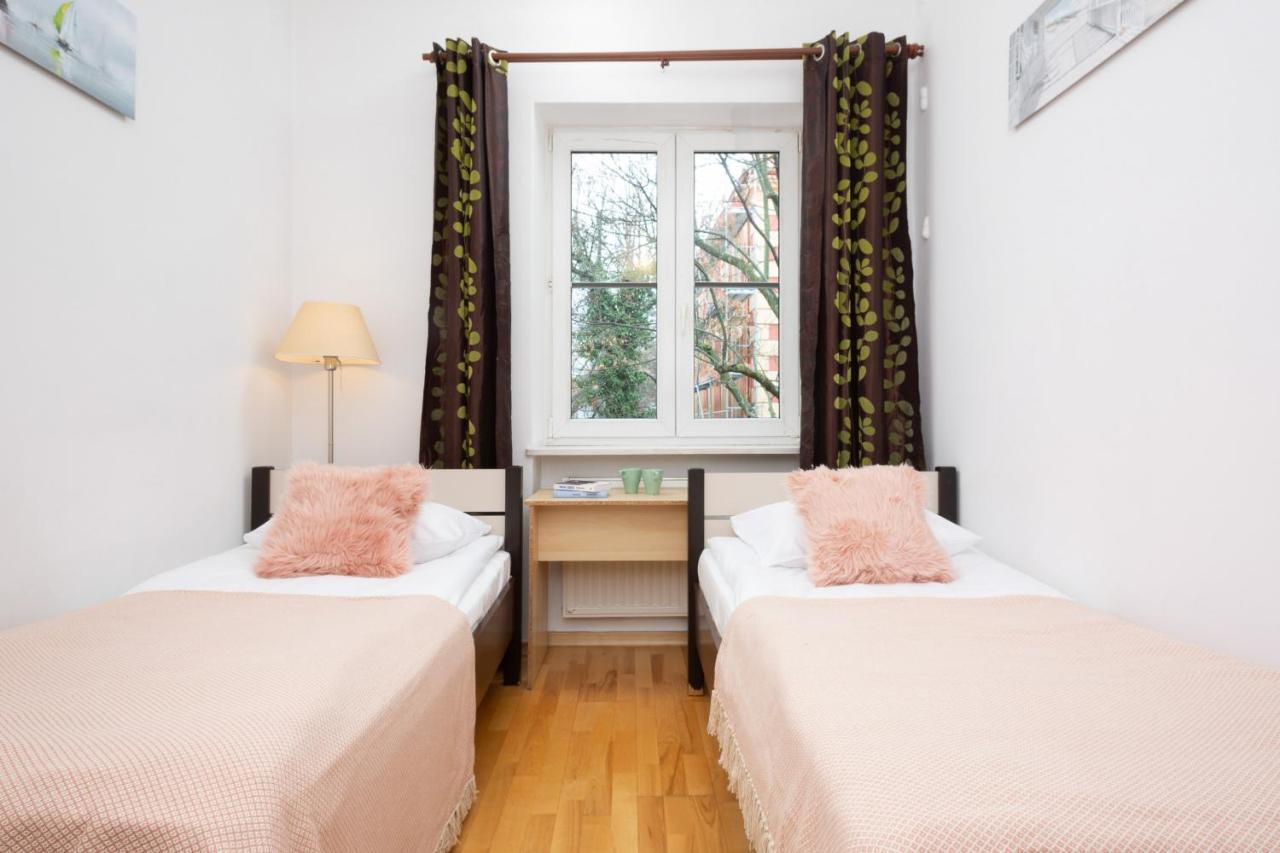Apartment New Town By Renters Warschau
